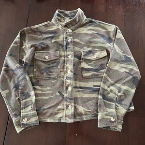 NWT Altar'd State Camo Ribbed Shacket SZ S
